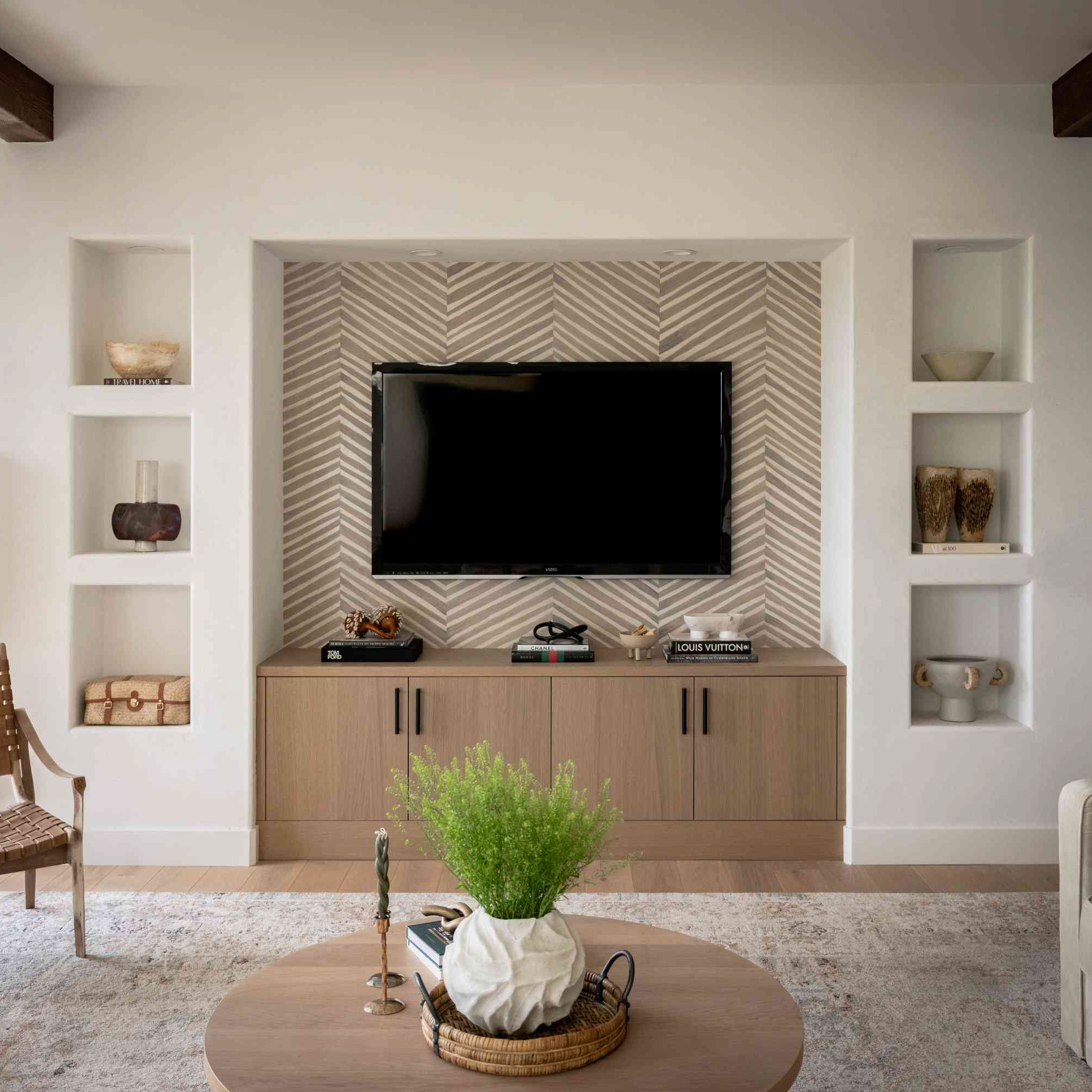 Enhance Your Home Decor with Extension de Plafonnier A Ceiling Light